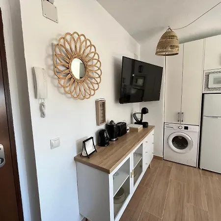 Cg630 - Nuevo - 1 Dorm - Vistas Lateral Al Mar - Wifi - Centro A 50 Metros, Playa A 650 Metros Торремолинос