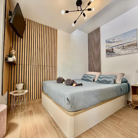 Cg630 - Nuevo - 1 Dorm - Vistas Lateral Al Mar - Wifi - Centro A 50 Metros, Playa A 650 Metros * Торремолинос